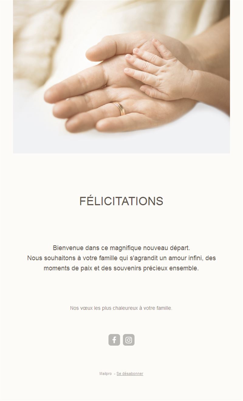 Email minimaliste de félicitations bébé