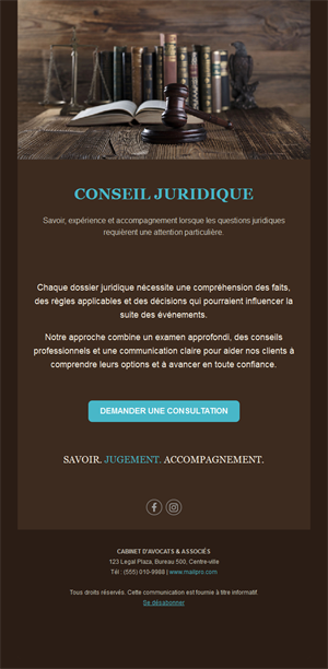 Email de conseil juridique bois foncé